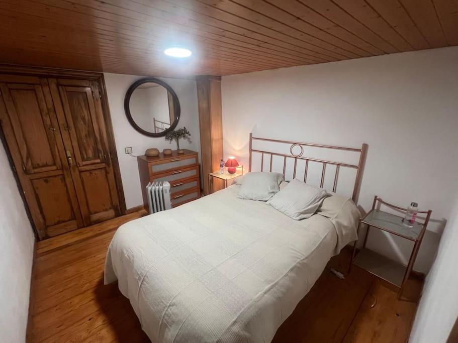 Villadecelis Mieres  Eksteriør billede